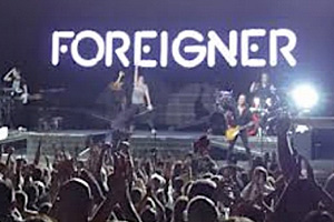 Foreigner-Urgent.jpg