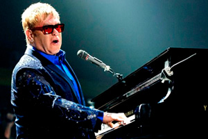 Elton-John-Can-You-Feel-the-Love-Tonight-2.jpg